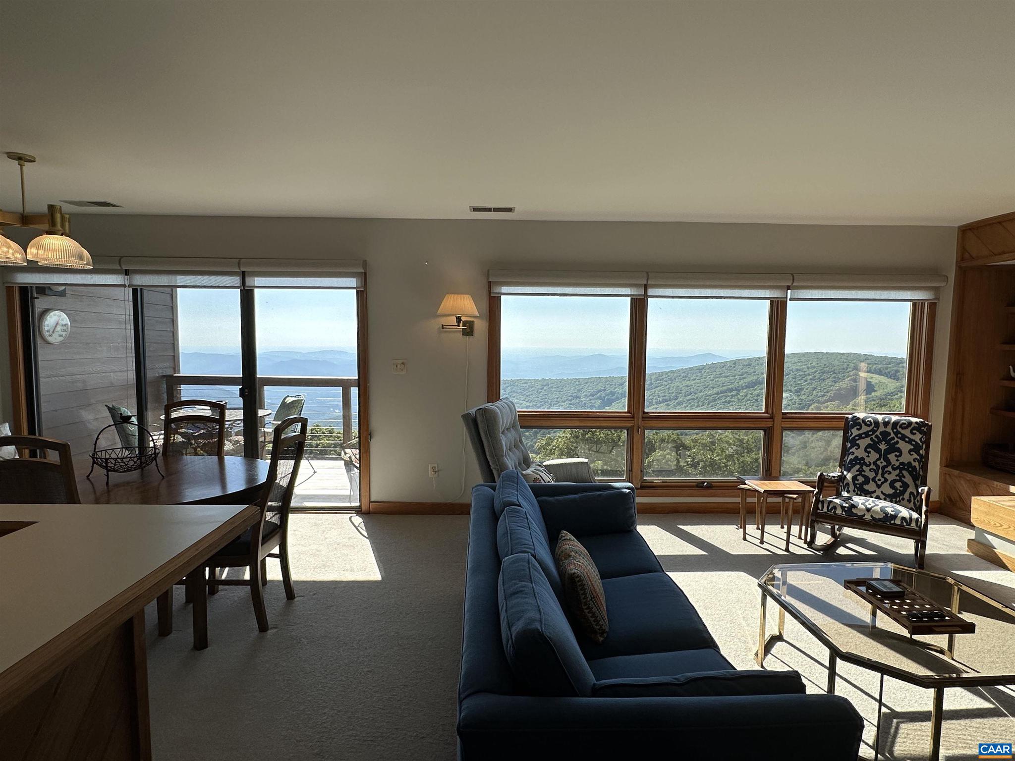 1518 CLIFFS CONDOS