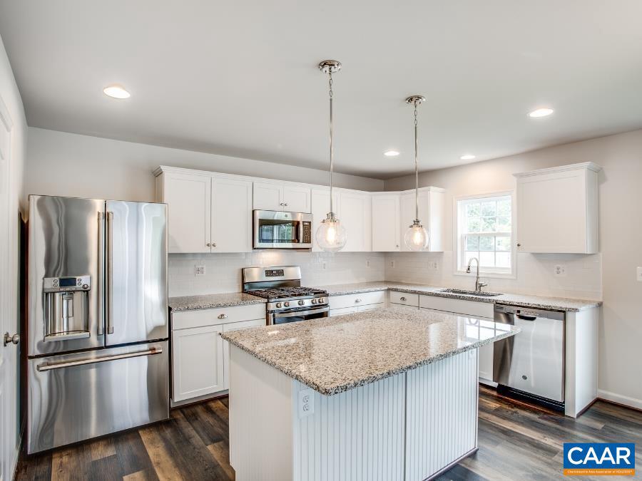 56 SWEETVIEW CT
