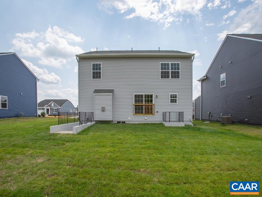 56 SWEETVIEW CT