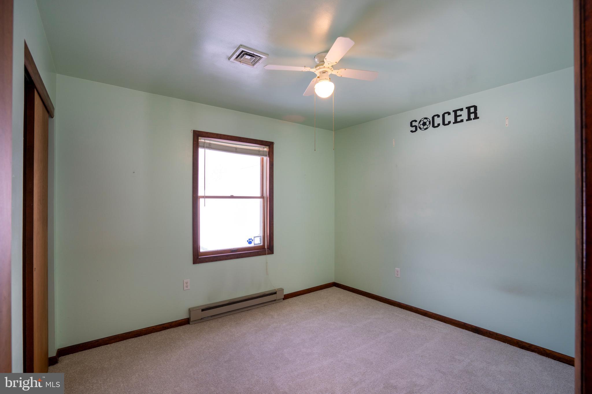 REEDSVILLE - Residential