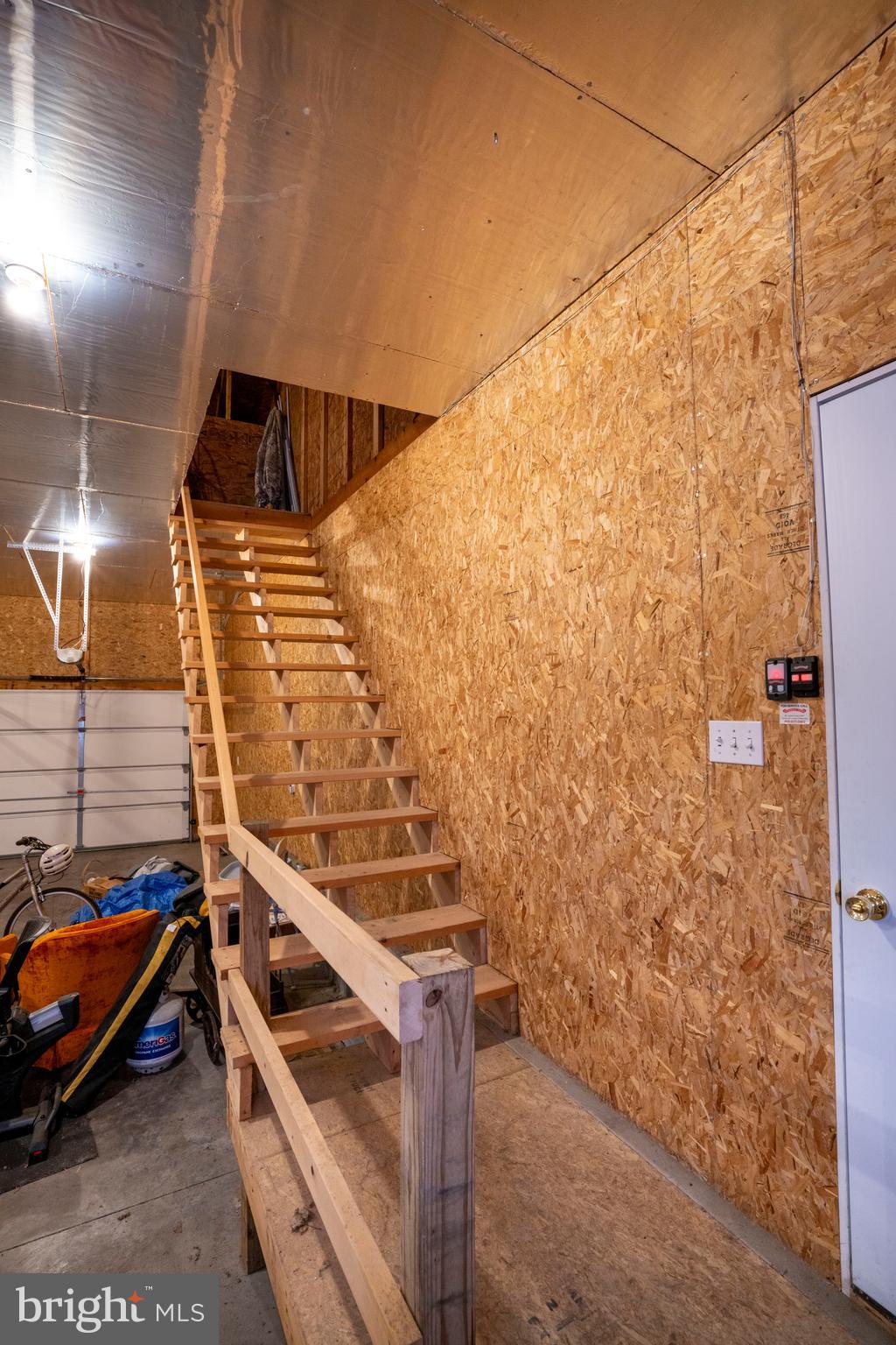 REEDSVILLE - Residential