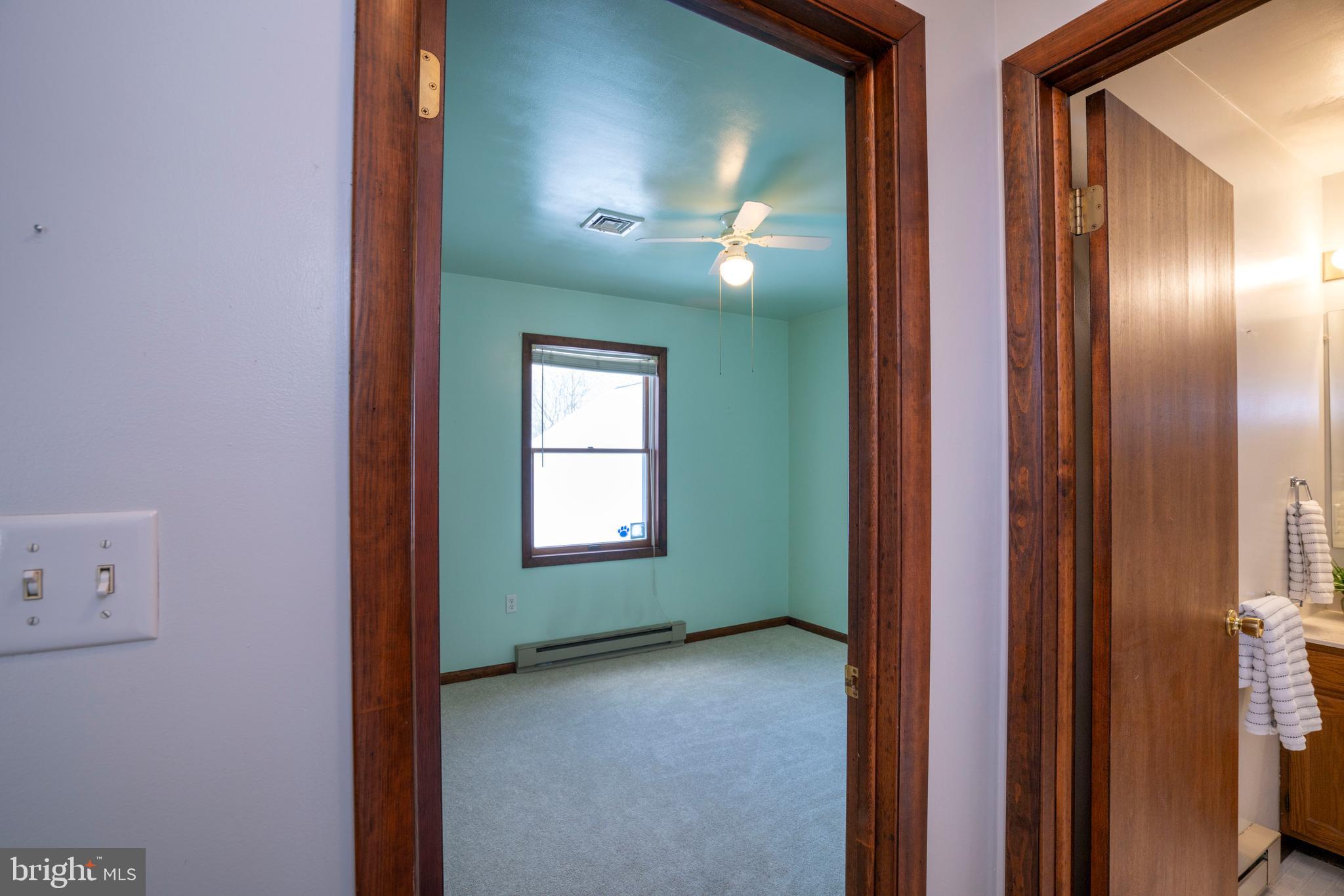 REEDSVILLE - Residential