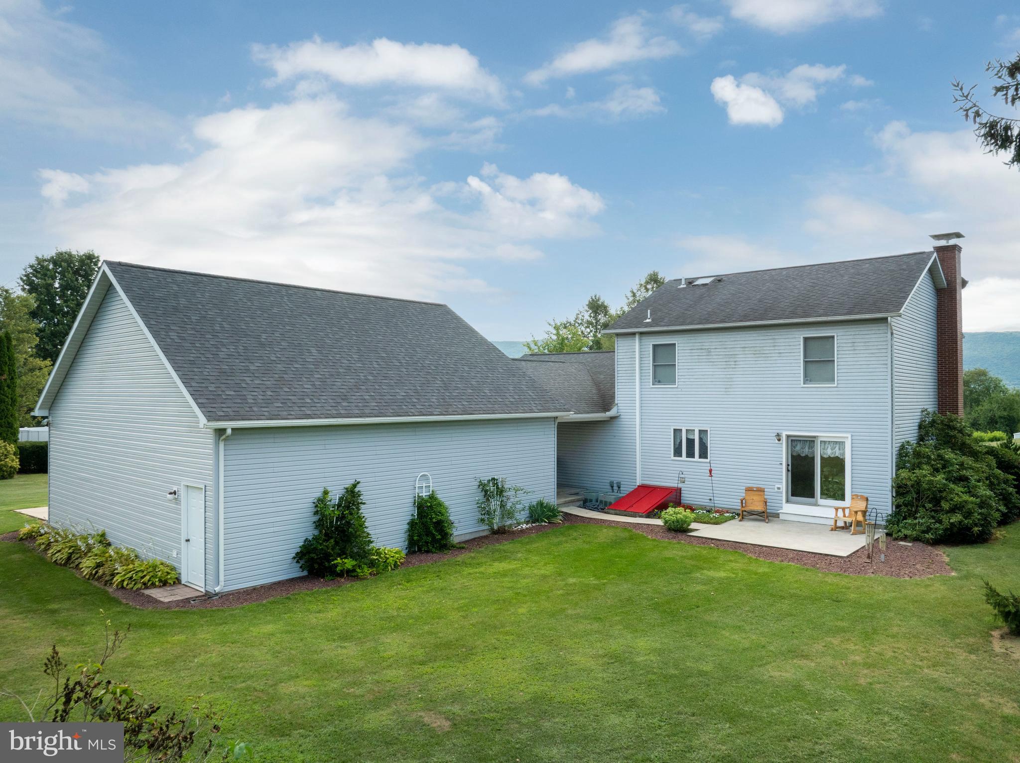 REEDSVILLE - Residential