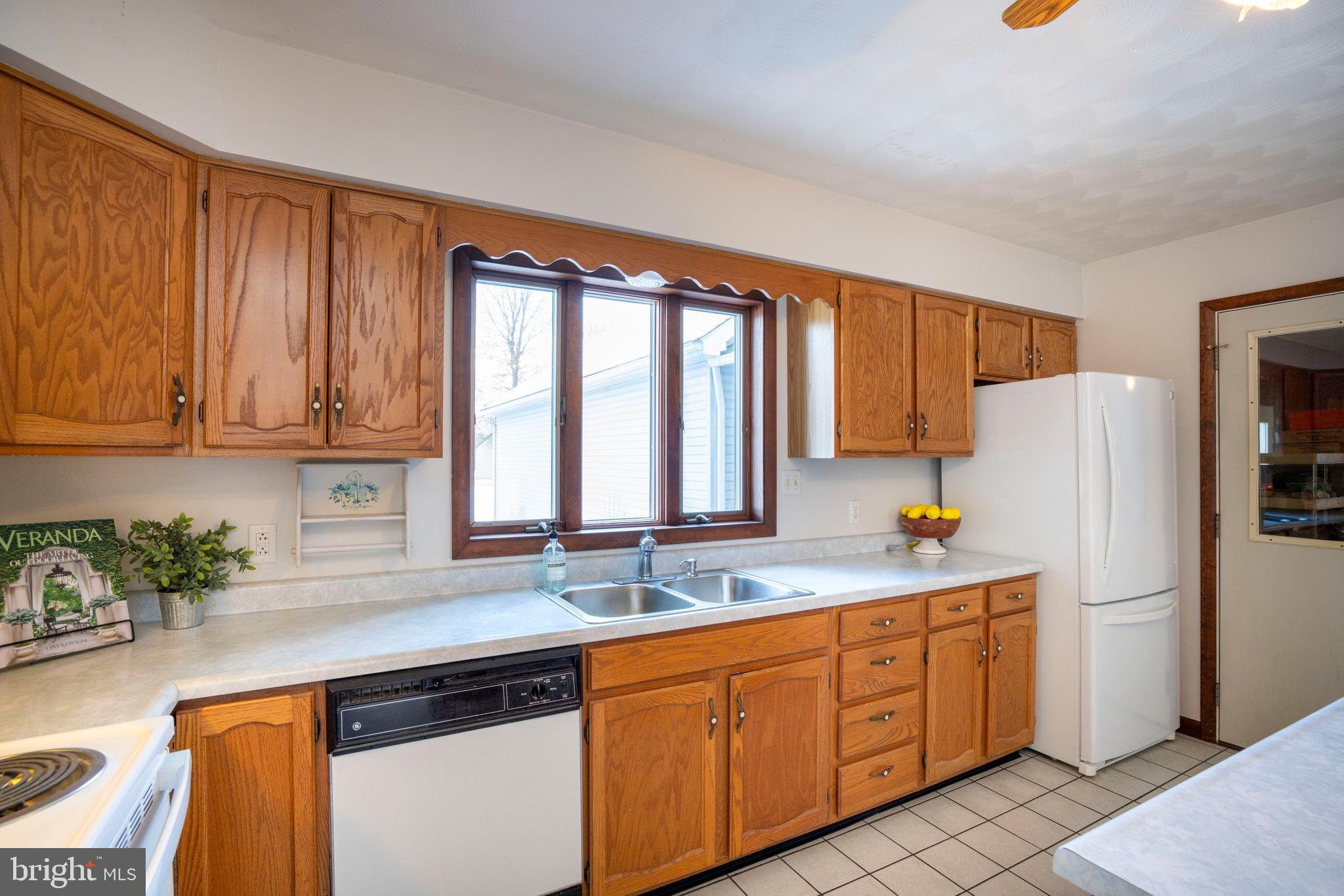 REEDSVILLE - Residential