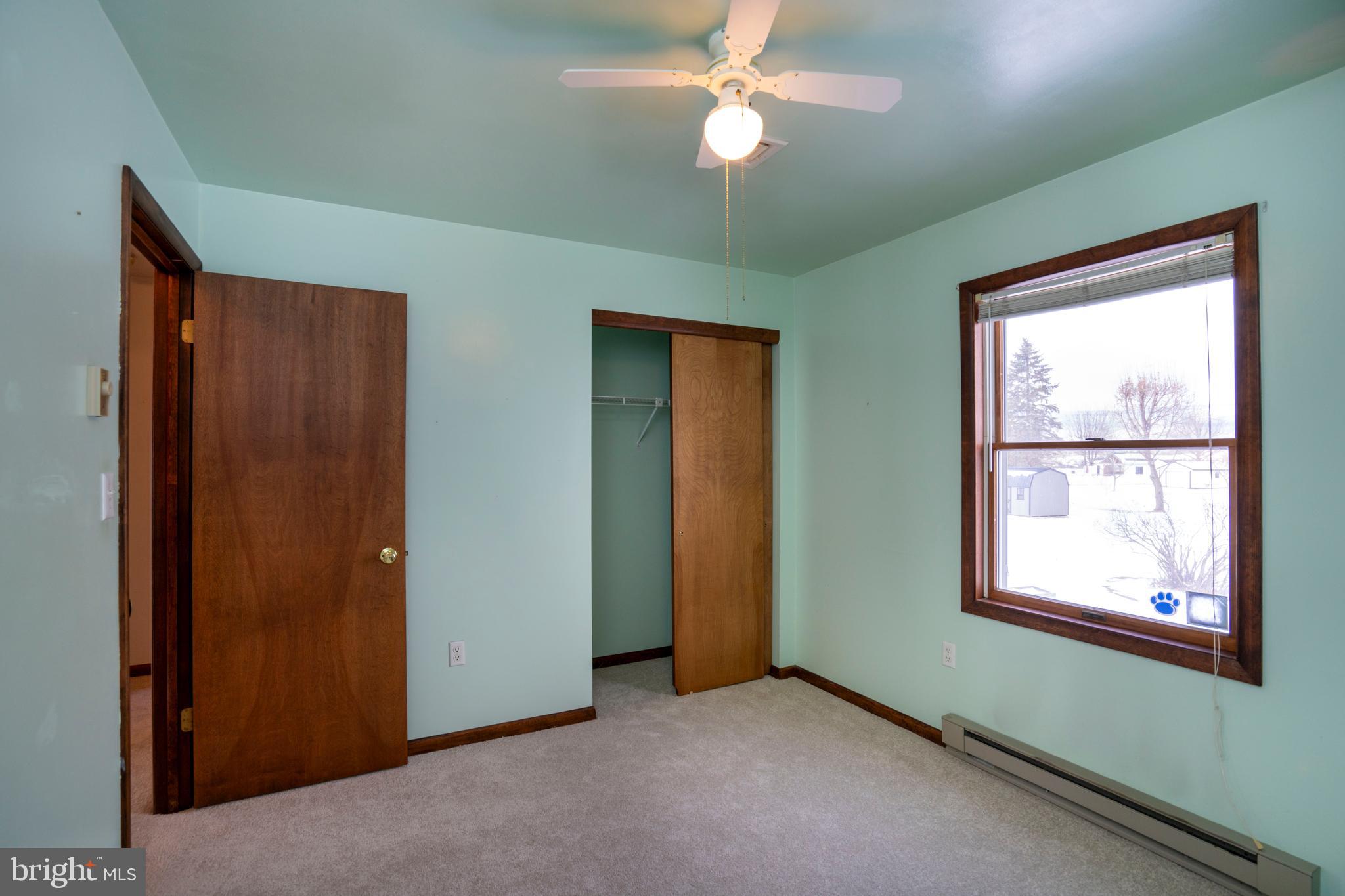 REEDSVILLE - Residential