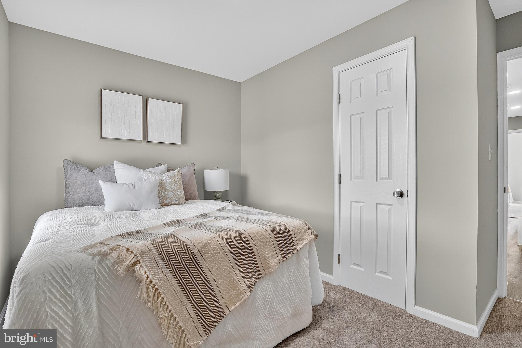 MILTON-MONTFORD - Residential