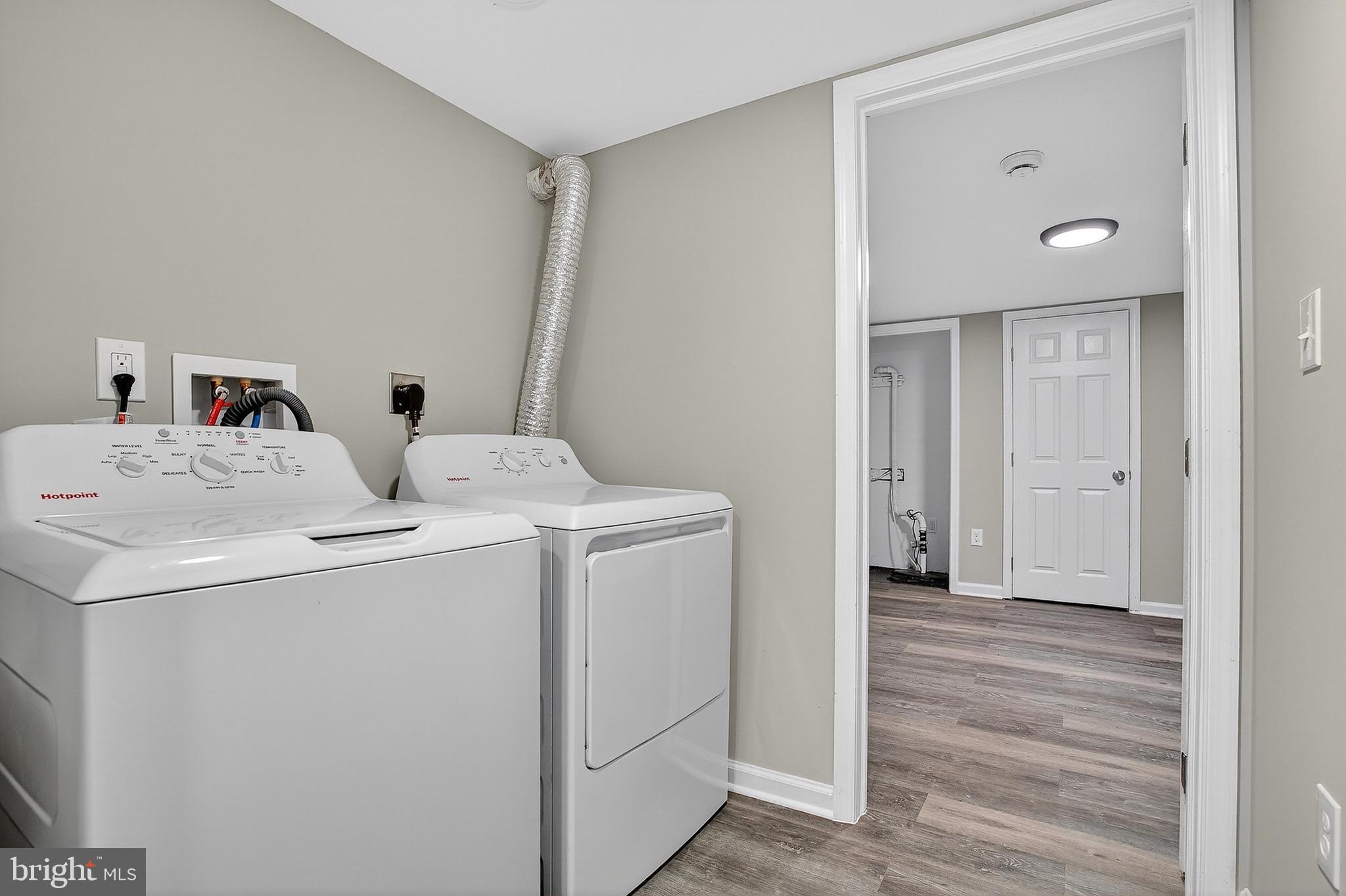 MILTON-MONTFORD - Residential