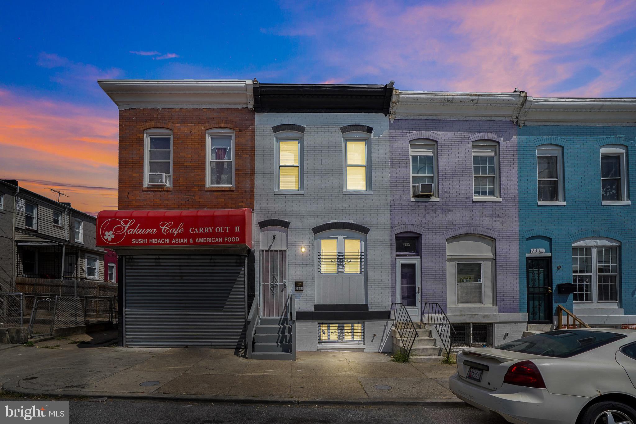 2512 E MONUMENT STREET