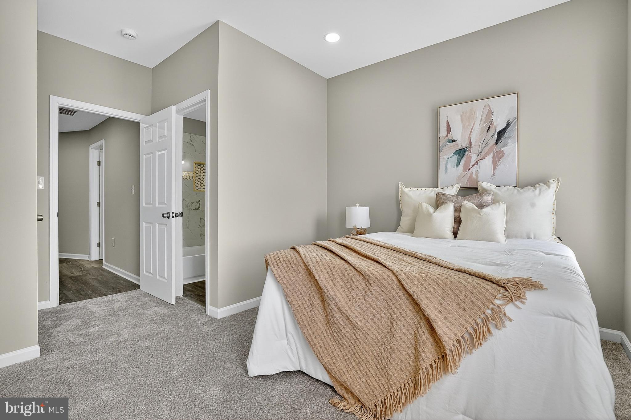 MILTON-MONTFORD - Residential