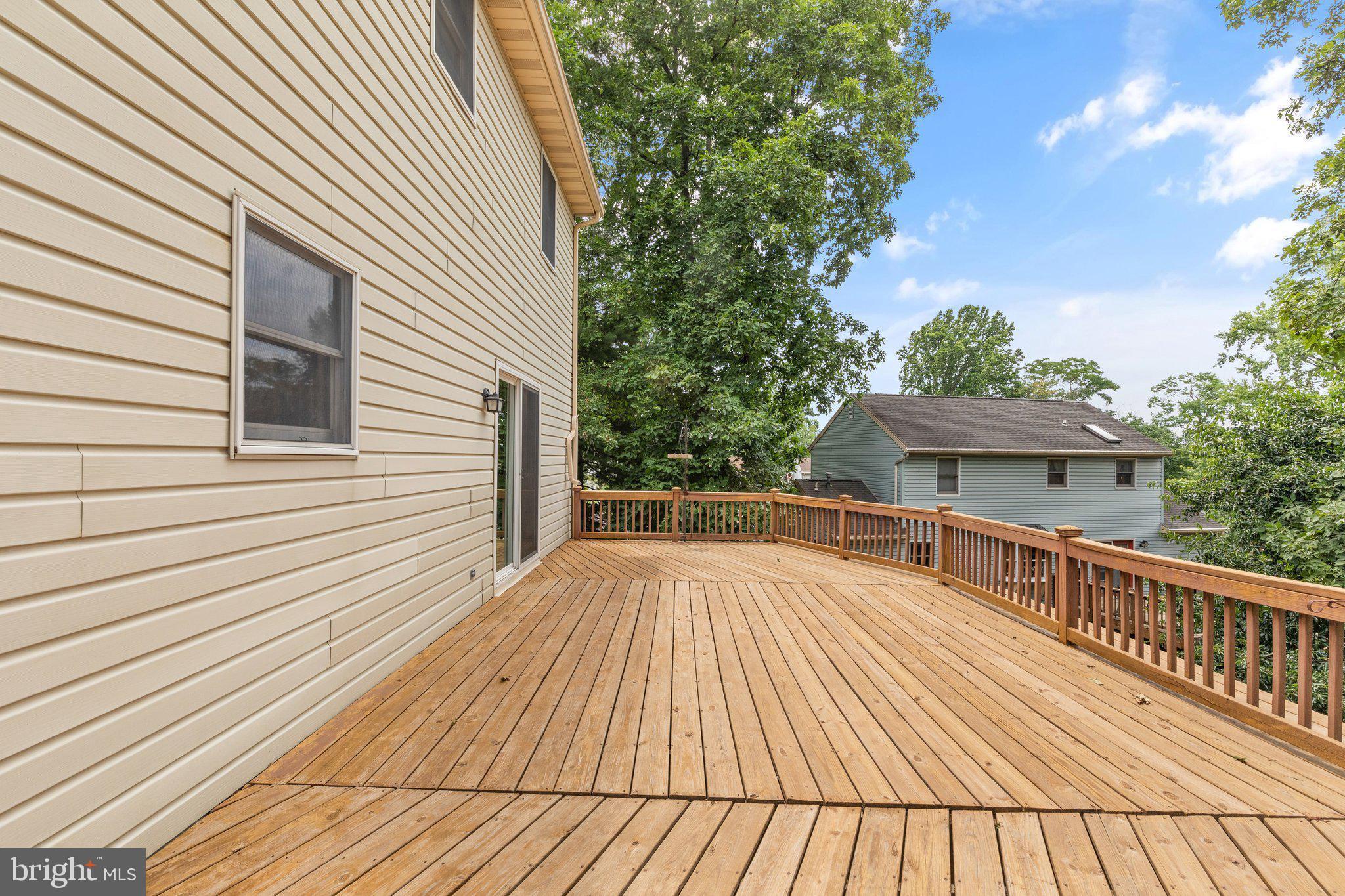 MEADOWVIEW - Residential