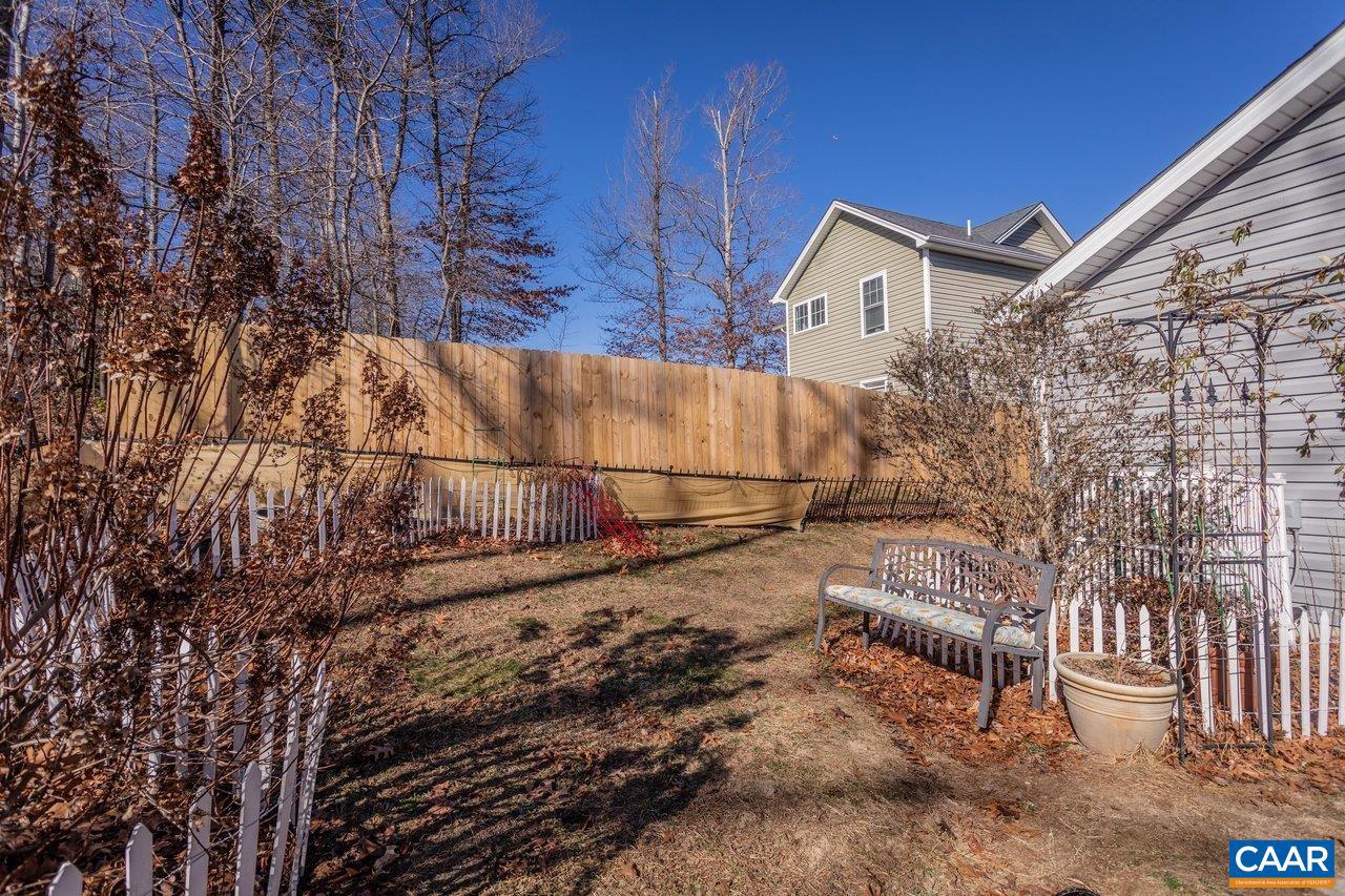 HILLCREST FOREST - Residential