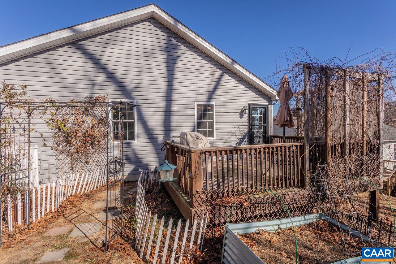 HILLCREST FOREST - Residential