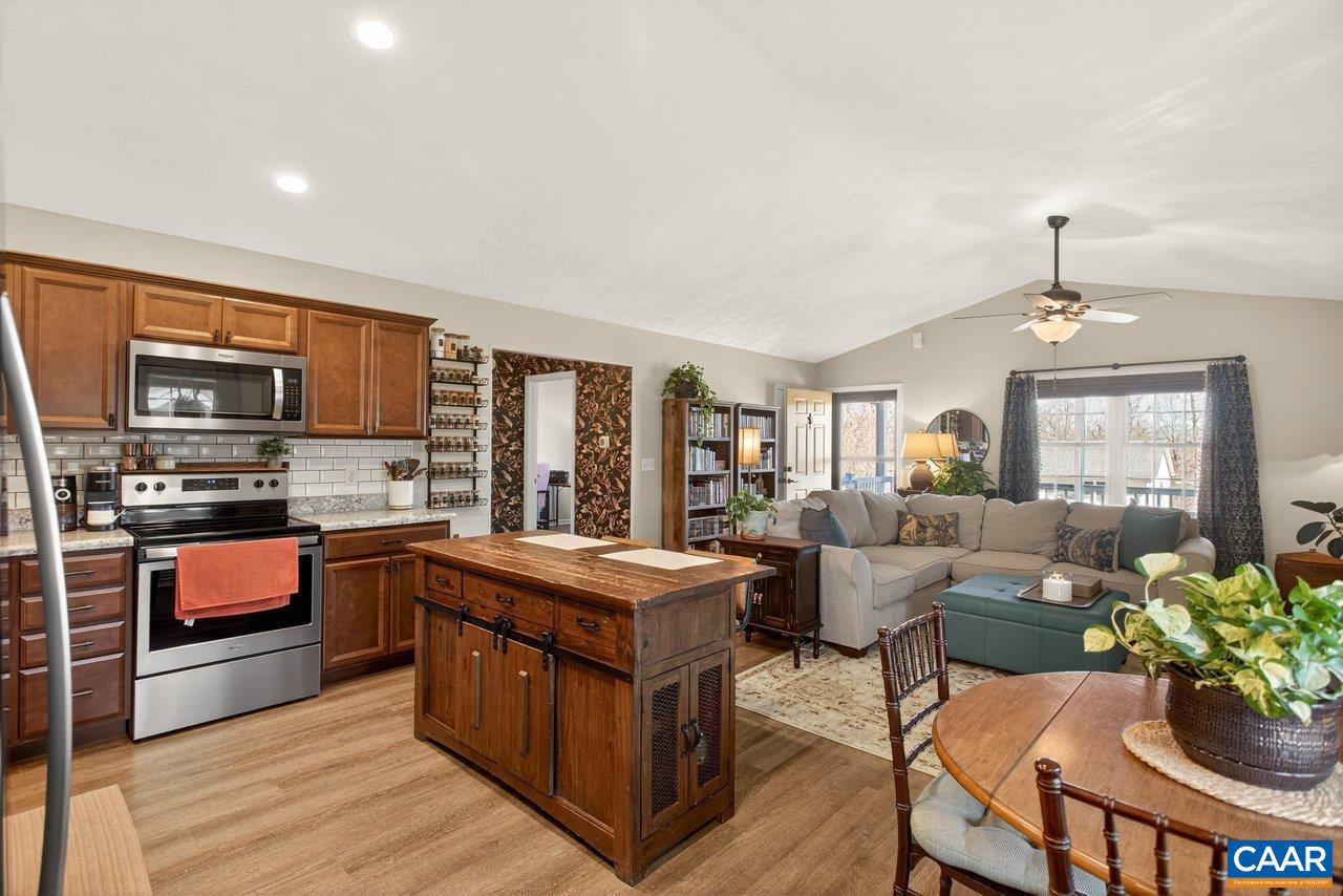 HILLCREST FOREST - Residential