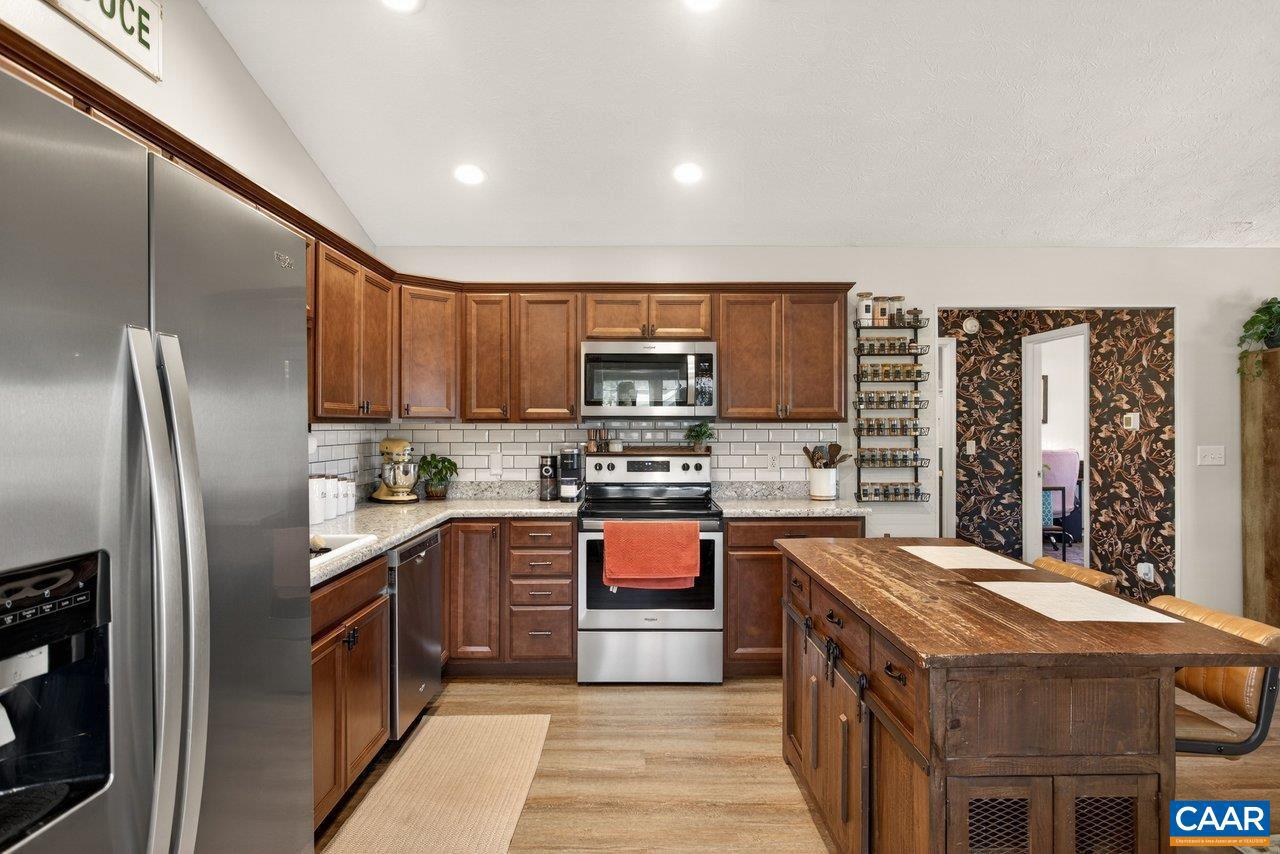 HILLCREST FOREST - Residential