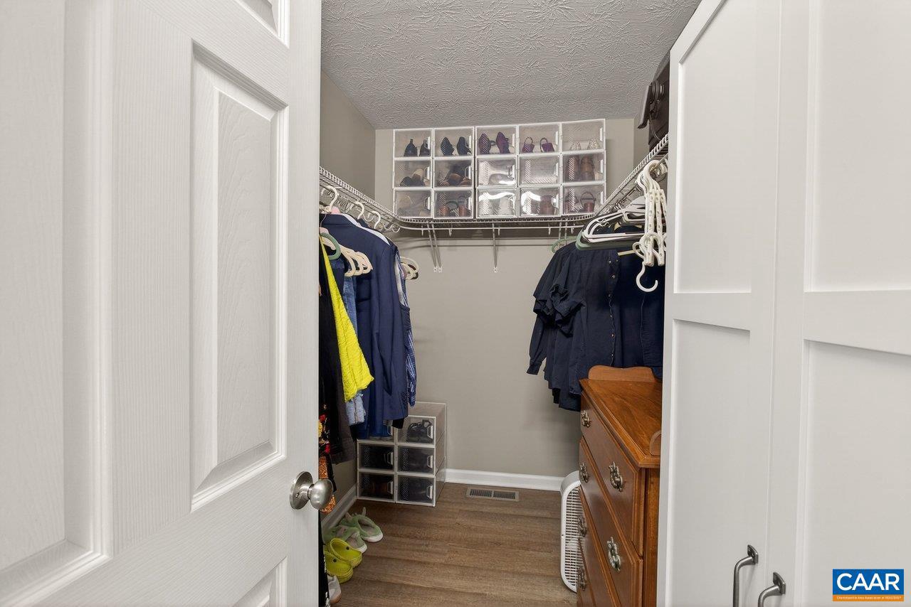 HILLCREST FOREST - Residential