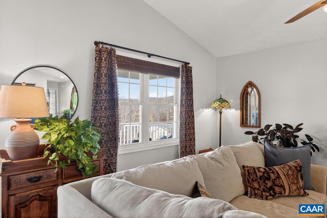 HILLCREST FOREST - Residential