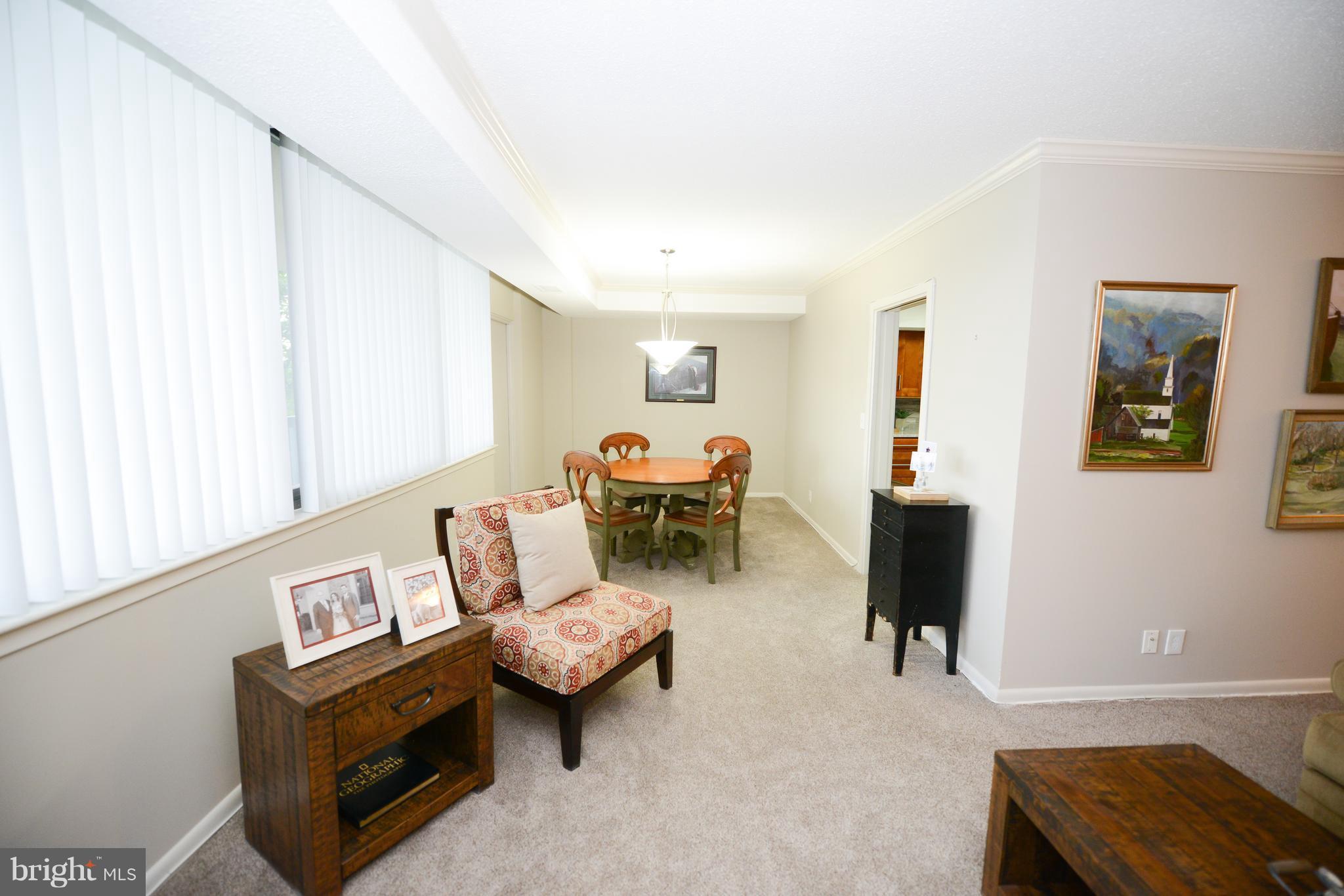 SKYLINE SQUARE CONDO - Residential