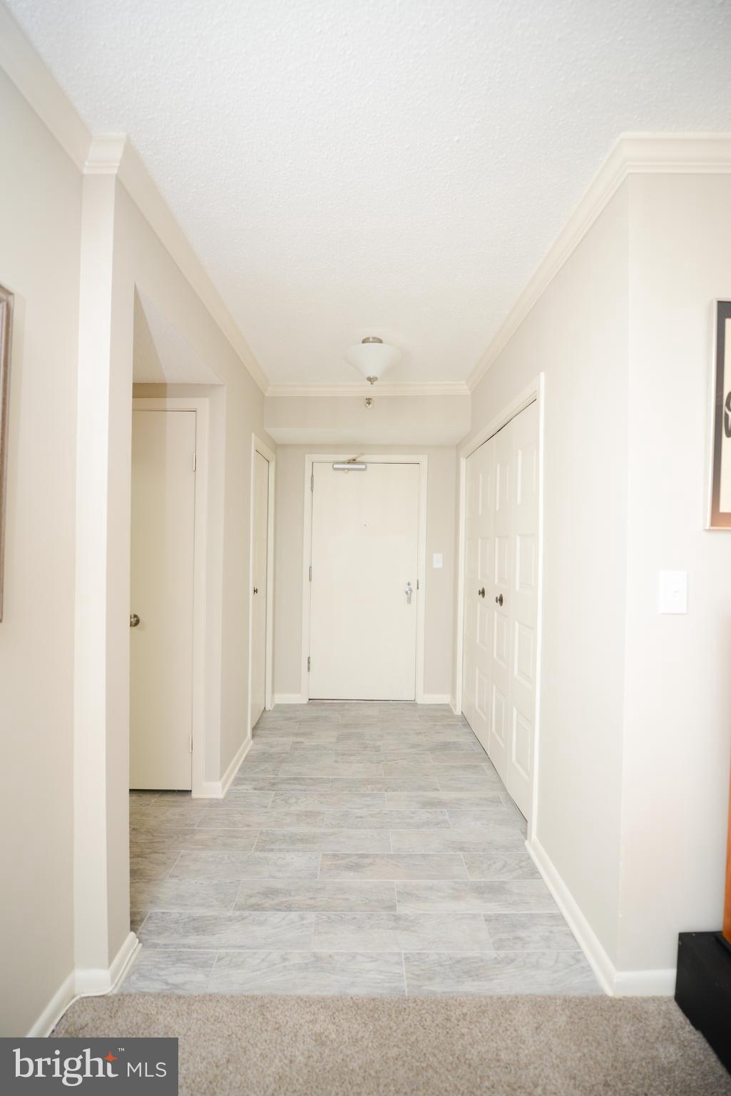 SKYLINE SQUARE CONDO - Residential