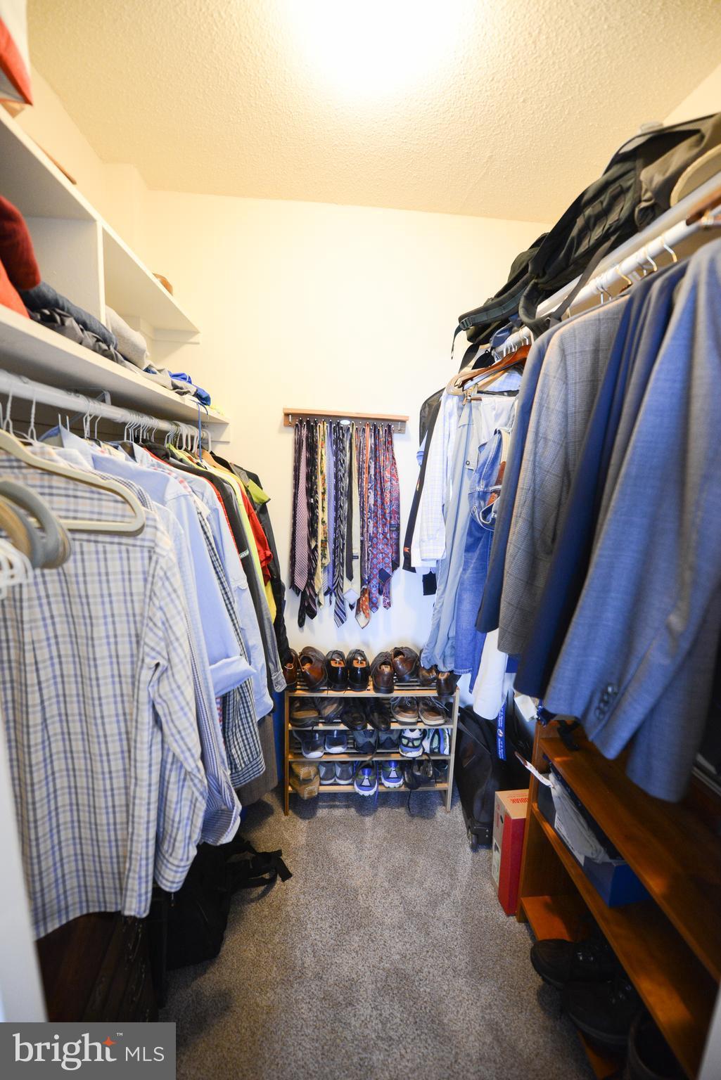 SKYLINE SQUARE CONDO - Residential