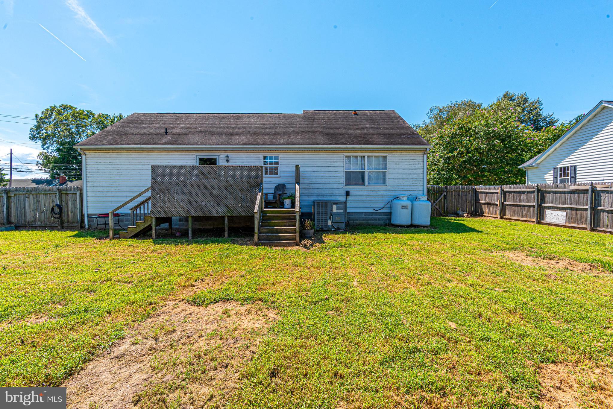 1511 CEDAR STREET