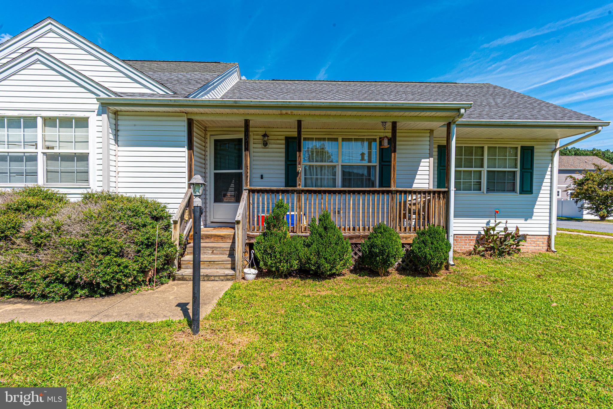 1511 CEDAR STREET