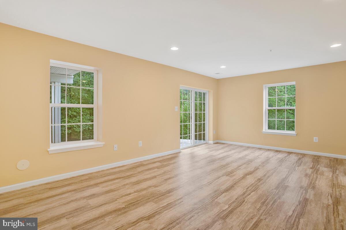 HIGHLAND FARMS - Residential