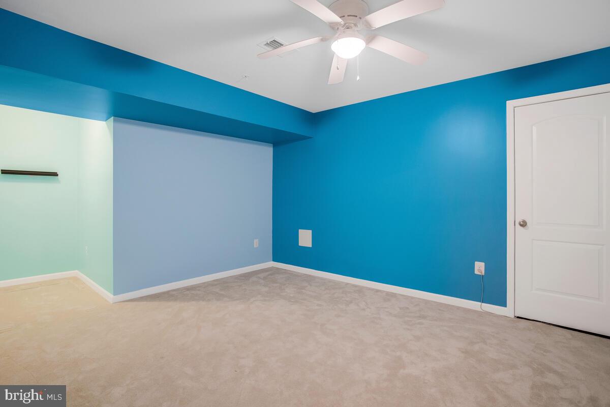 HIGHLAND FARMS - Residential