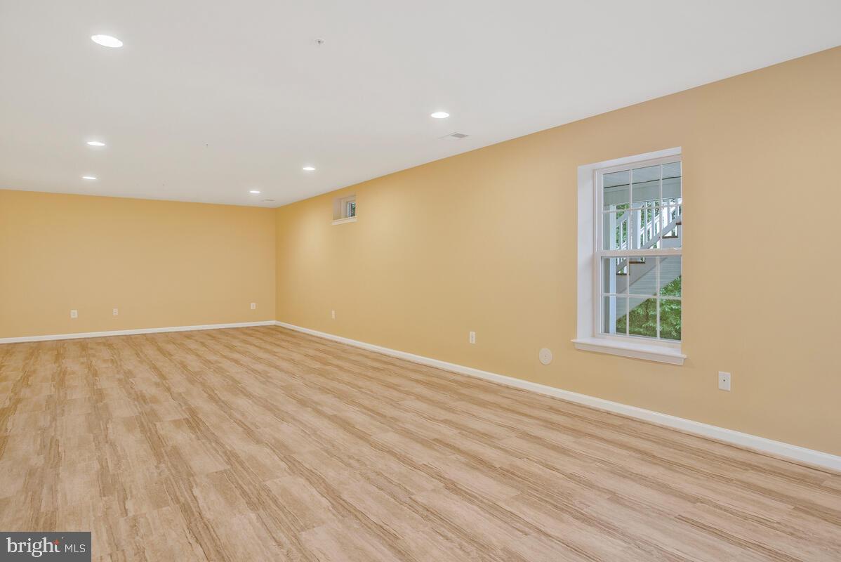 HIGHLAND FARMS - Residential