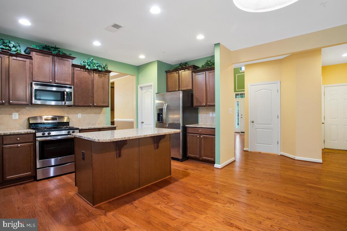 HIGHLAND FARMS - Residential