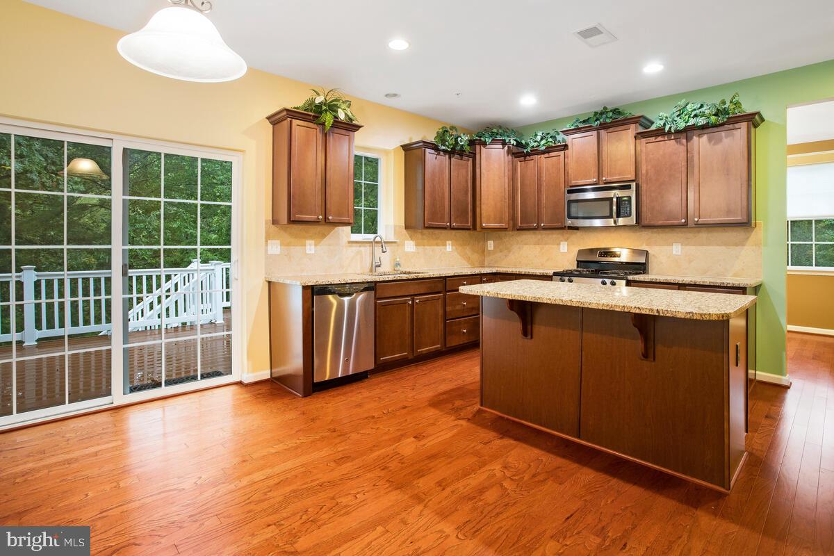 HIGHLAND FARMS - Residential