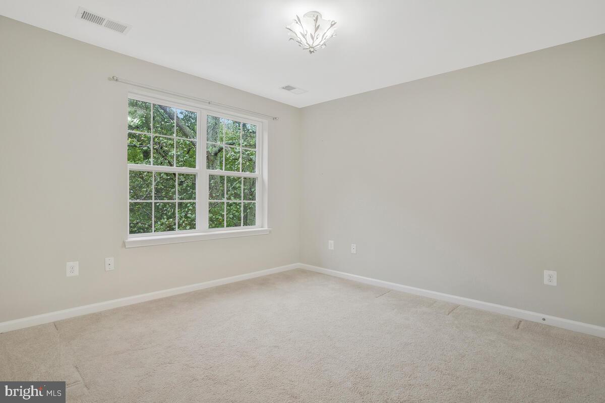 HIGHLAND FARMS - Residential