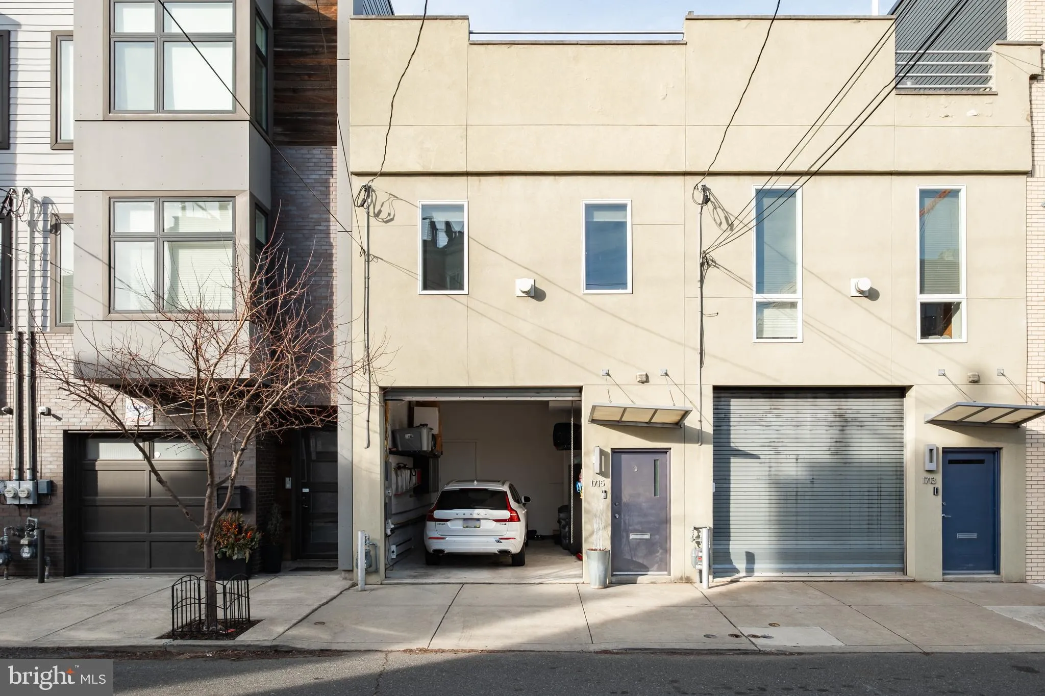 Philadelphia, Pennsylvania 19146, United States, 3 Bedrooms Bedrooms, ,3 BathroomsBathrooms,Residential,Active,141125