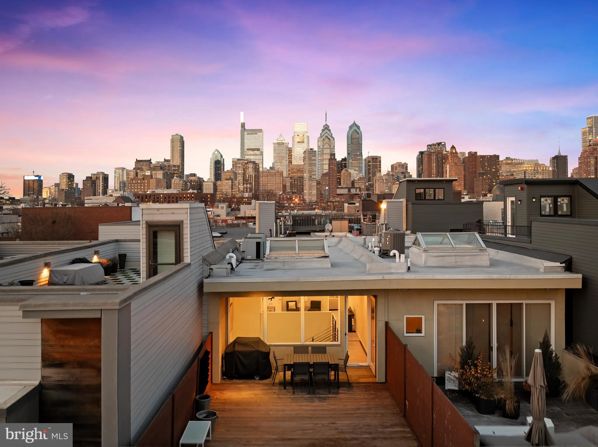 Philadelphia, Pennsylvania 19146, United States, 3 Bedrooms Bedrooms, ,3 BathroomsBathrooms,Residential,Active,141125 Philadelphia, Pennsylvania 19146, United States, 3 Bedrooms Bedrooms, ,3 BathroomsBathrooms,Residential,Active,141125