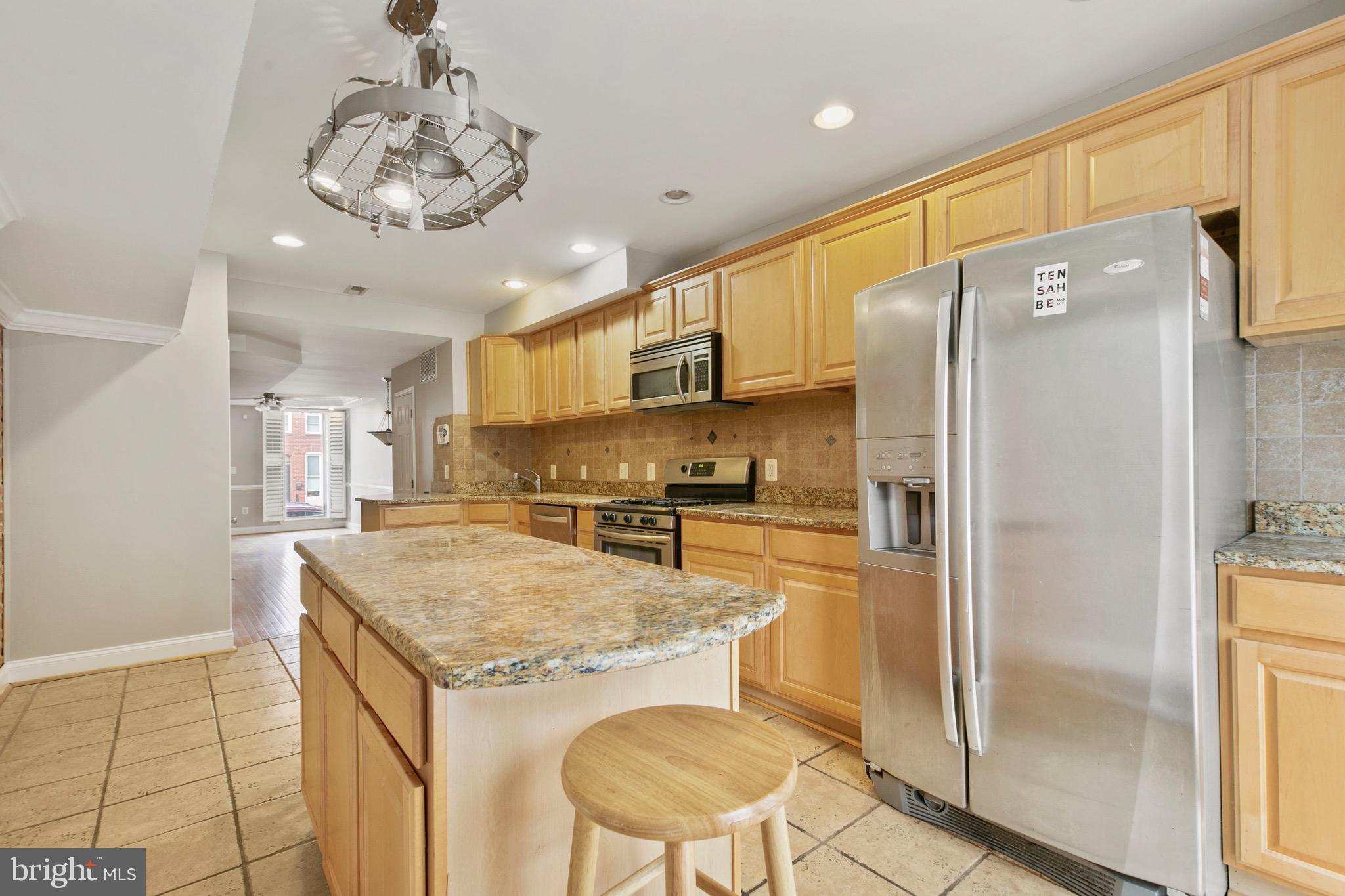 FEDERAL HILL HISTORIC DISTRICT - Residential Lease