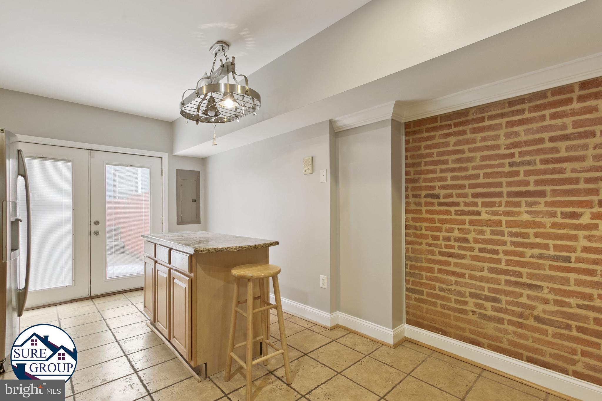 FEDERAL HILL HISTORIC DISTRICT - Residential Lease