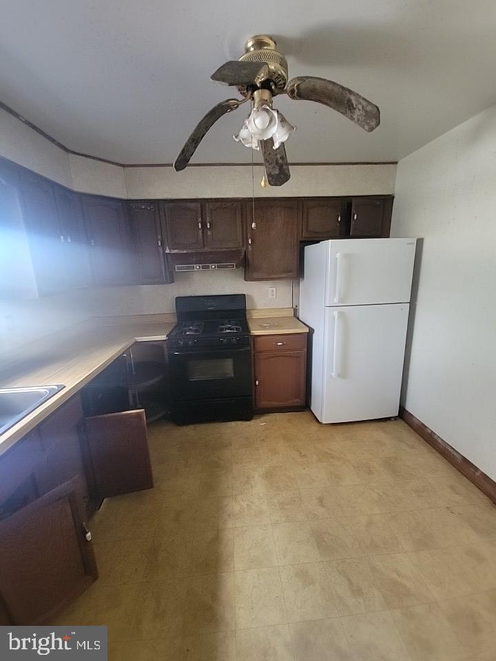 HAZELWOOD ACRES - Residential