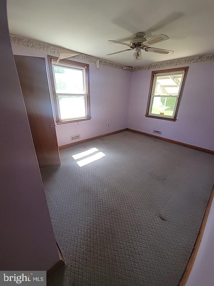 HAZELWOOD ACRES - Residential