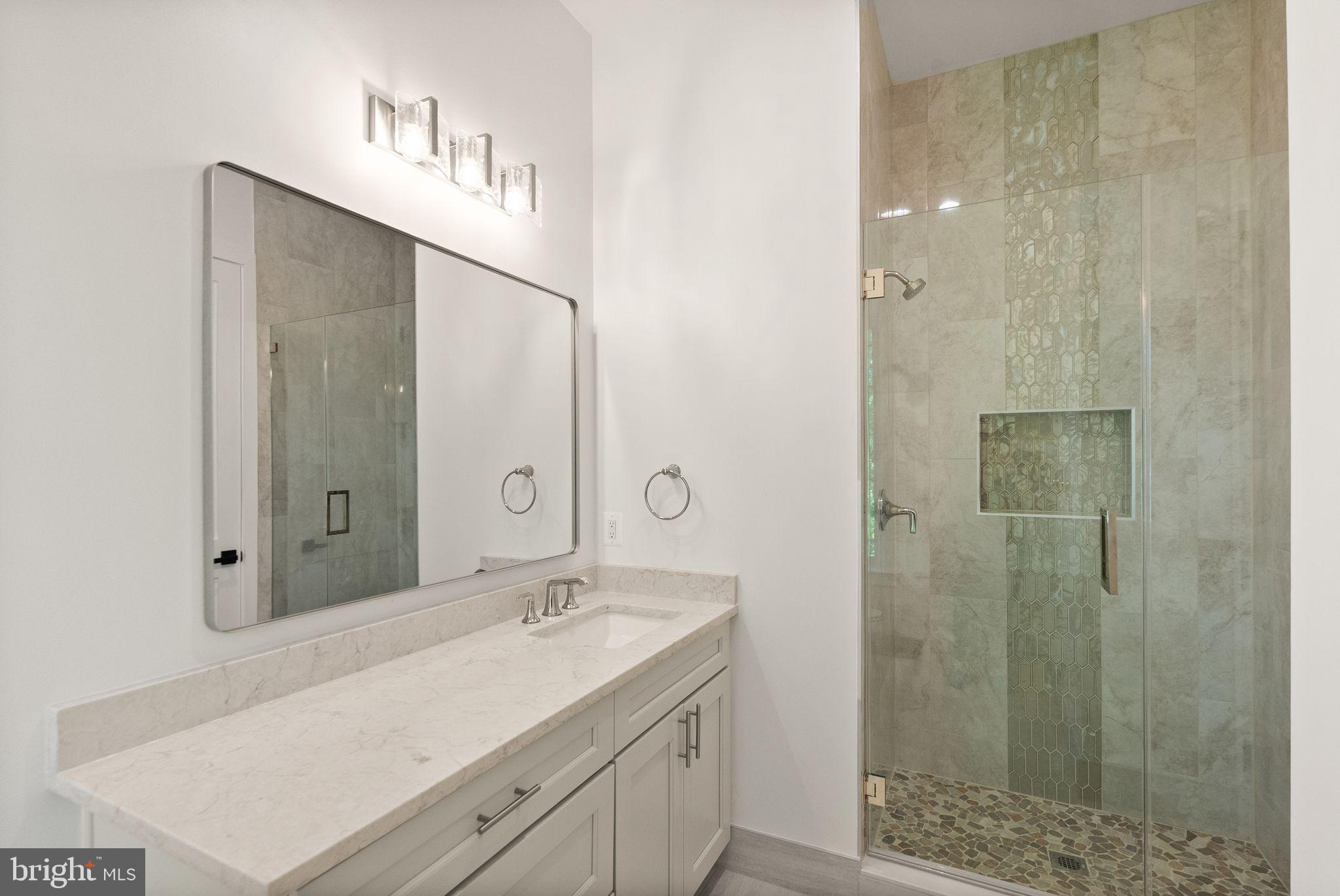 BEACON HILL - Residential