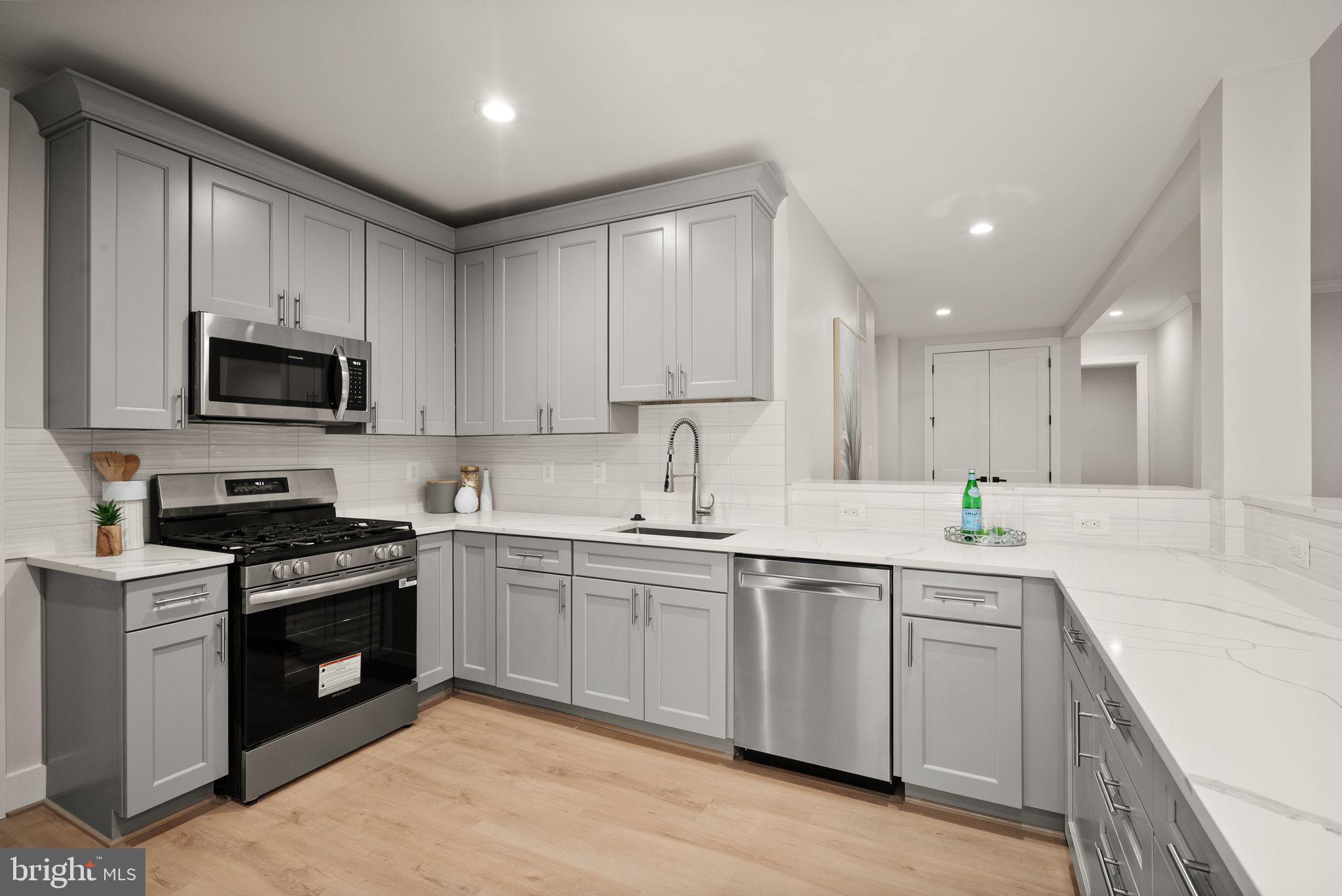 BEACON HILL - Residential