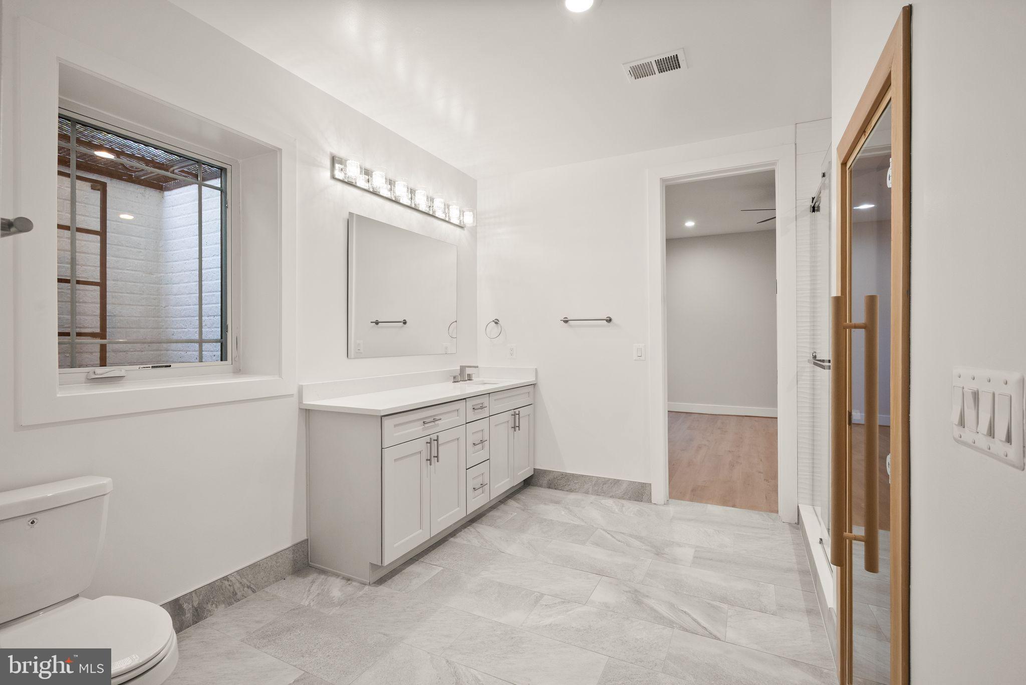 BEACON HILL - Residential