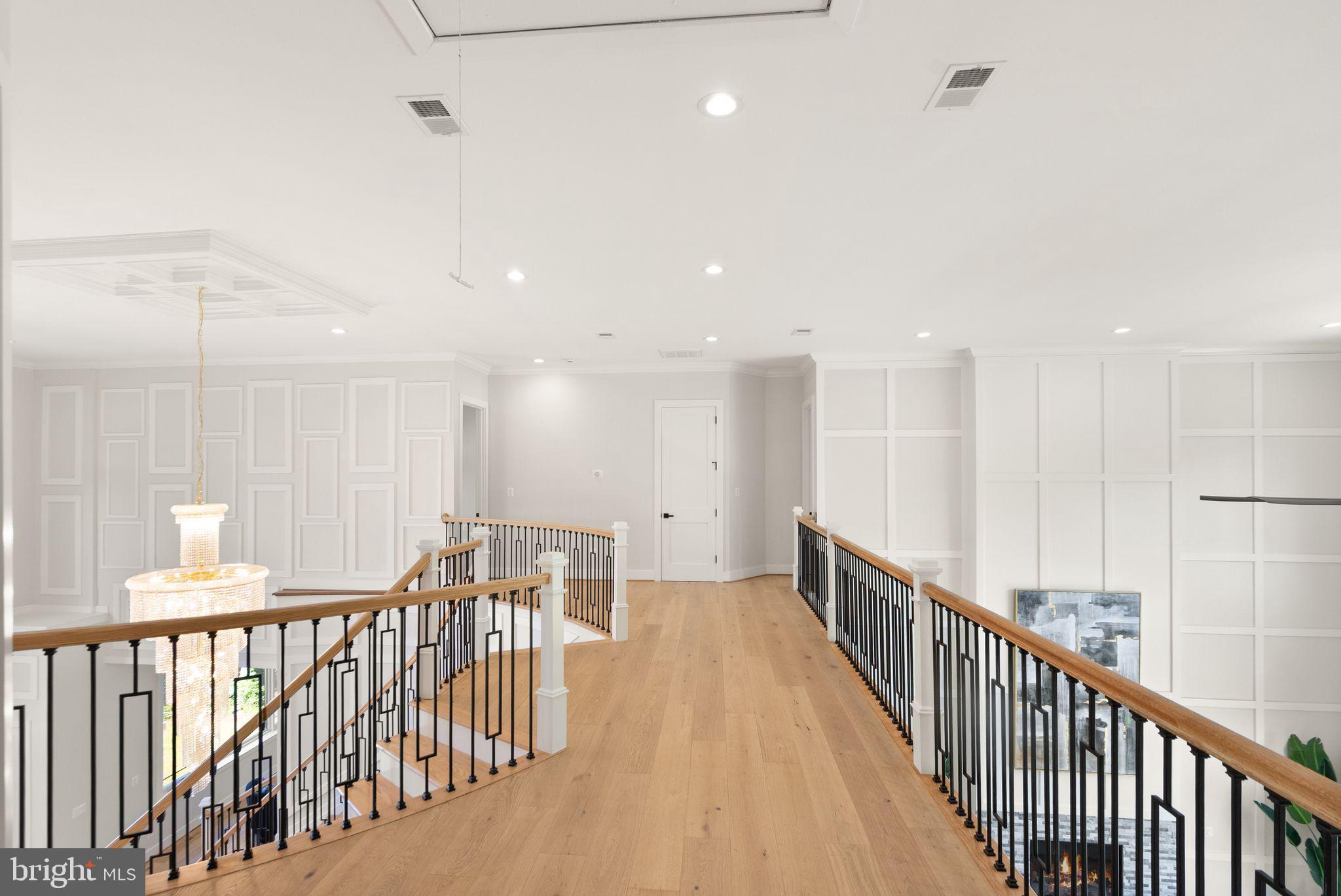 BEACON HILL - Residential