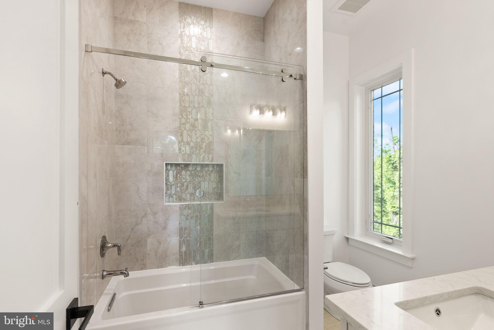 BEACON HILL - Residential