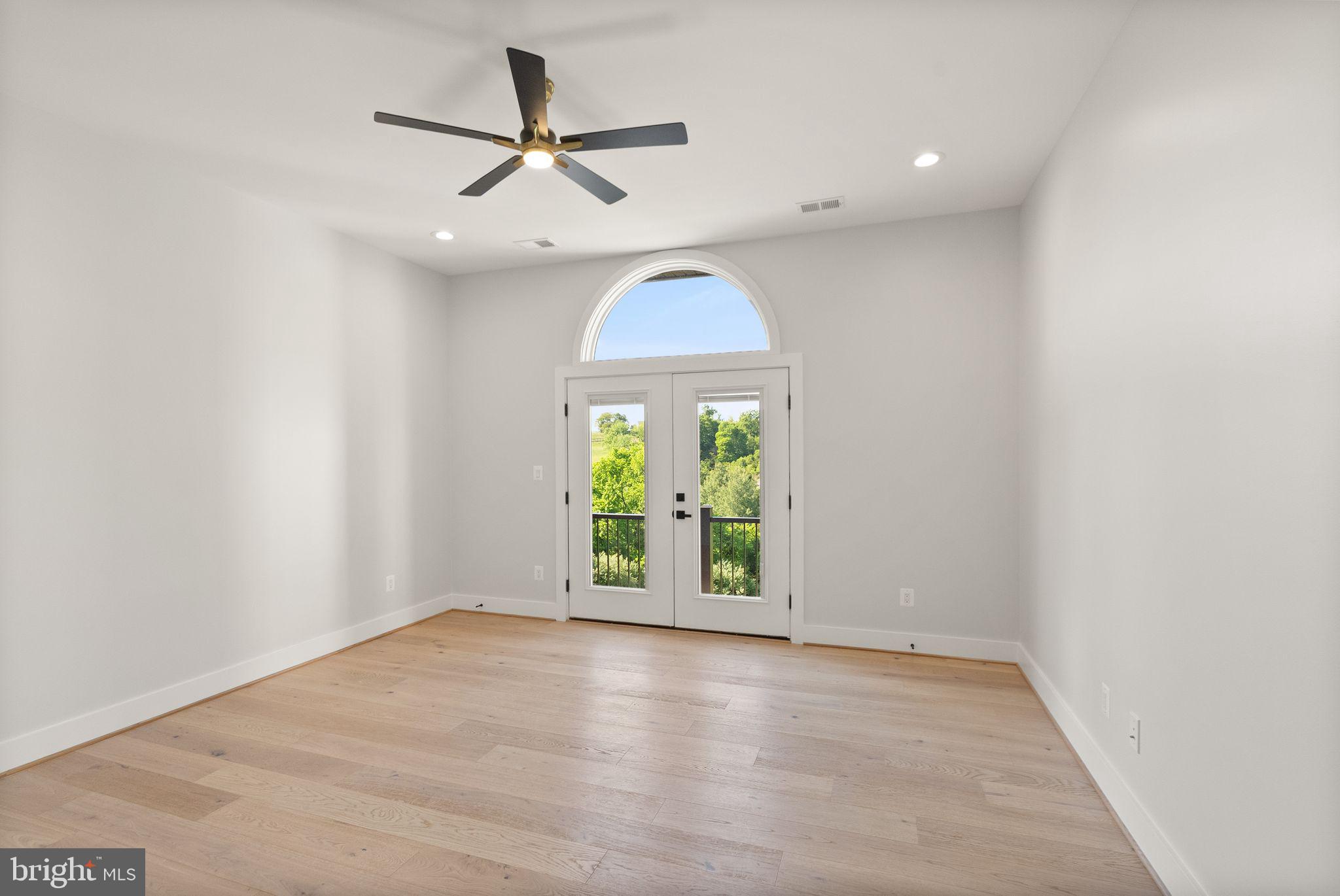 BEACON HILL - Residential