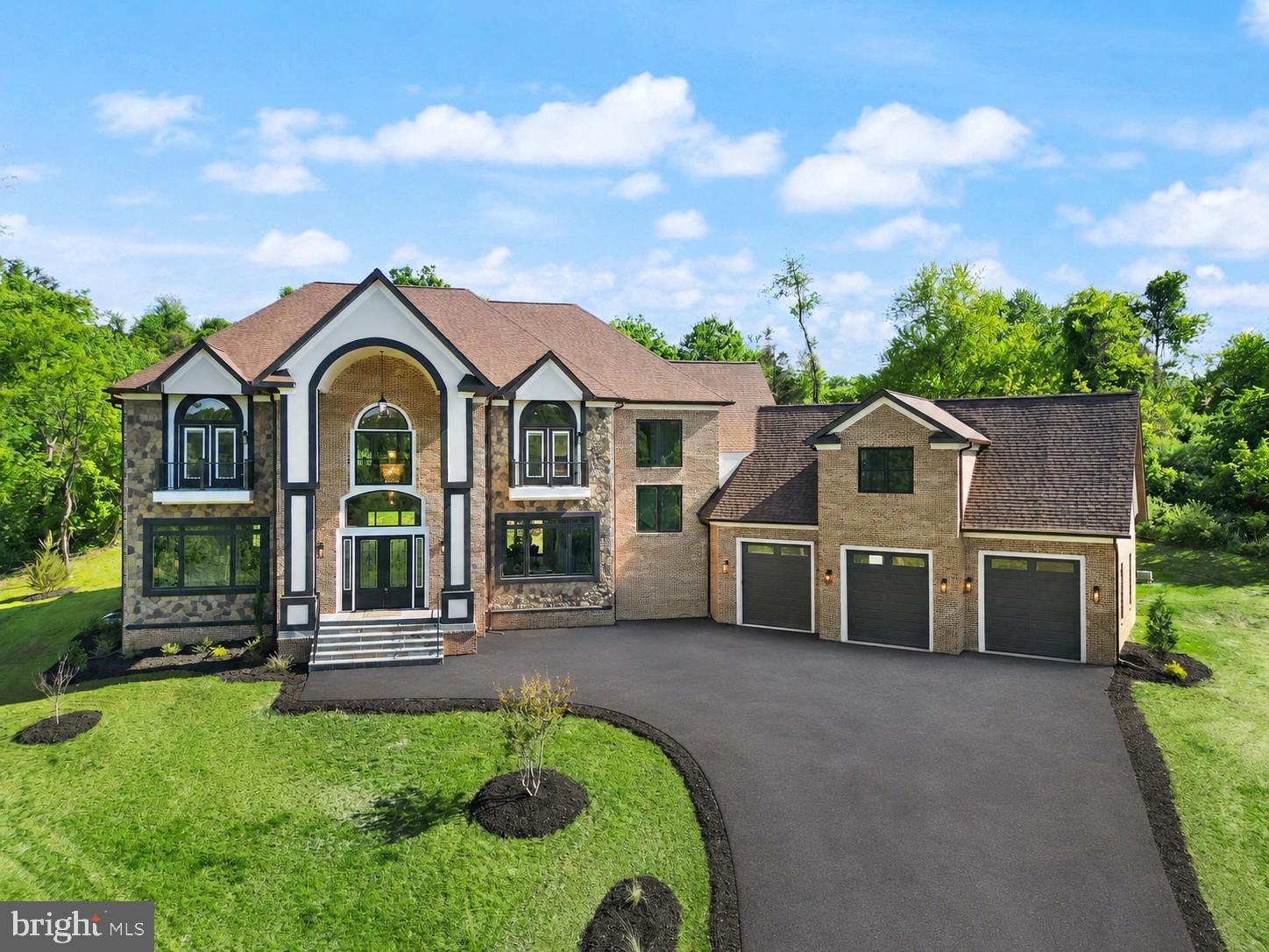 BEACON HILL - Residential