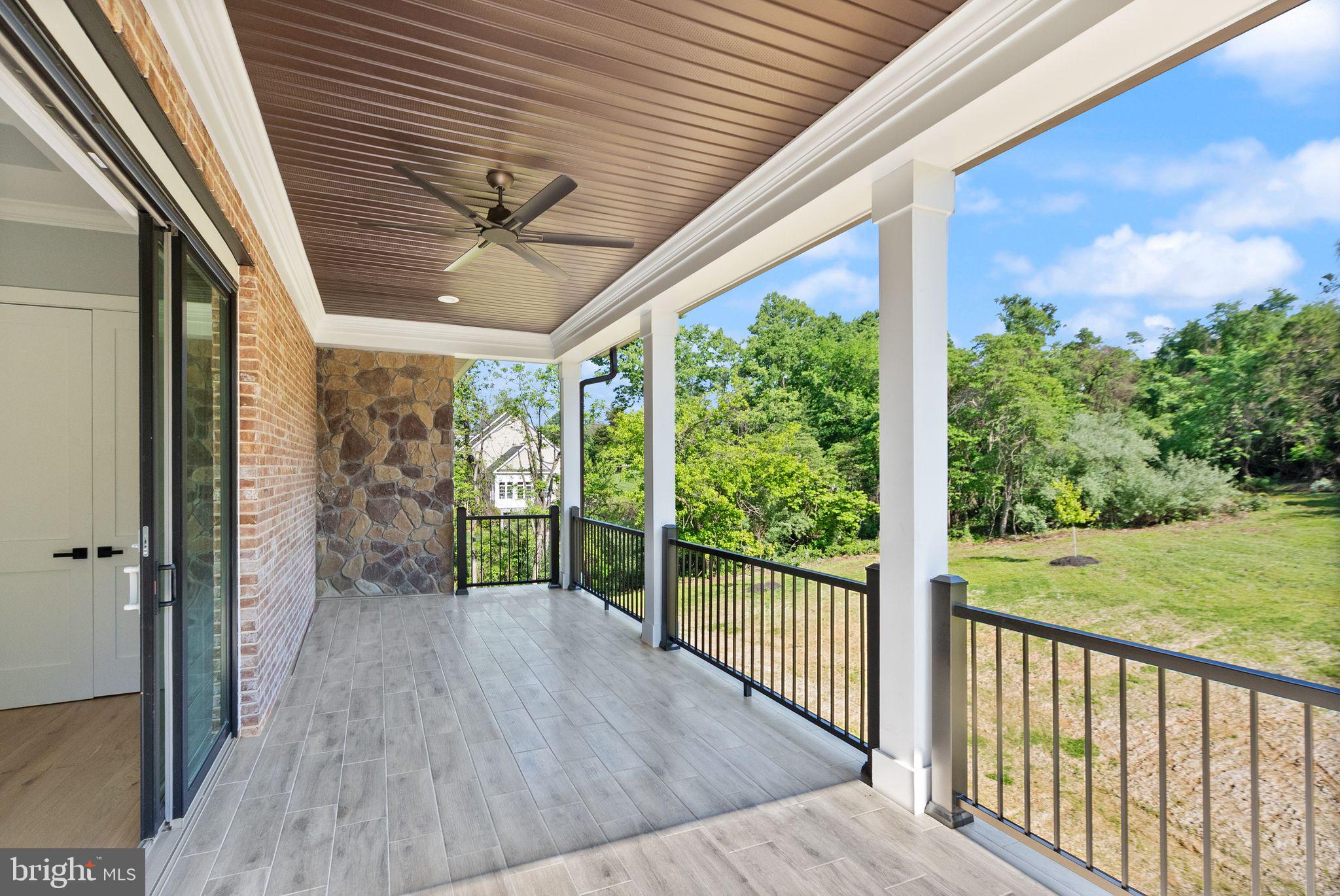 BEACON HILL - Residential