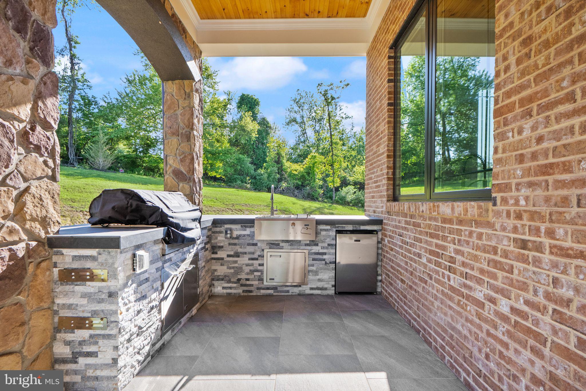 BEACON HILL - Residential