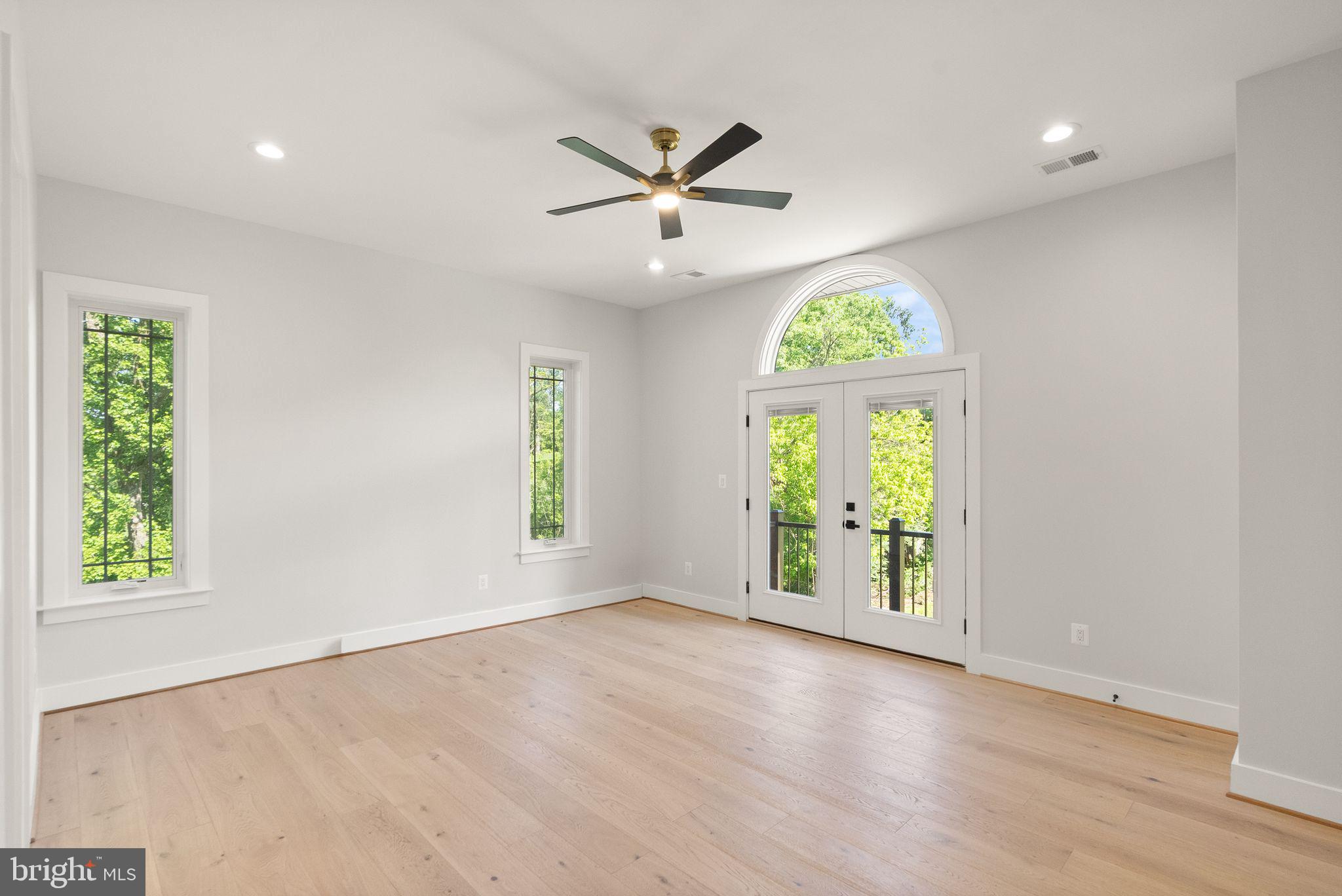 BEACON HILL - Residential