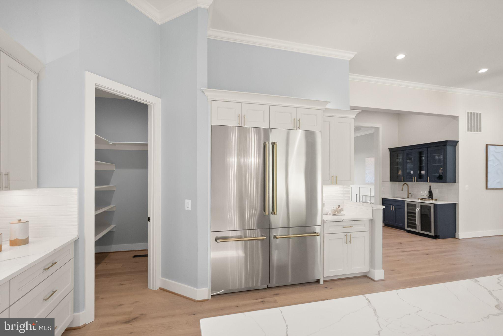 BEACON HILL - Residential