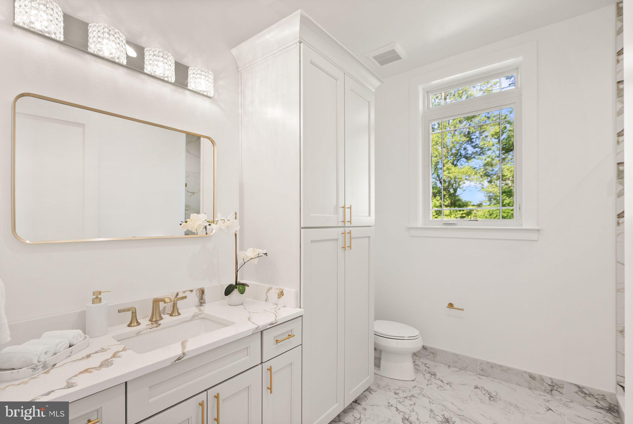 BEACON HILL - Residential