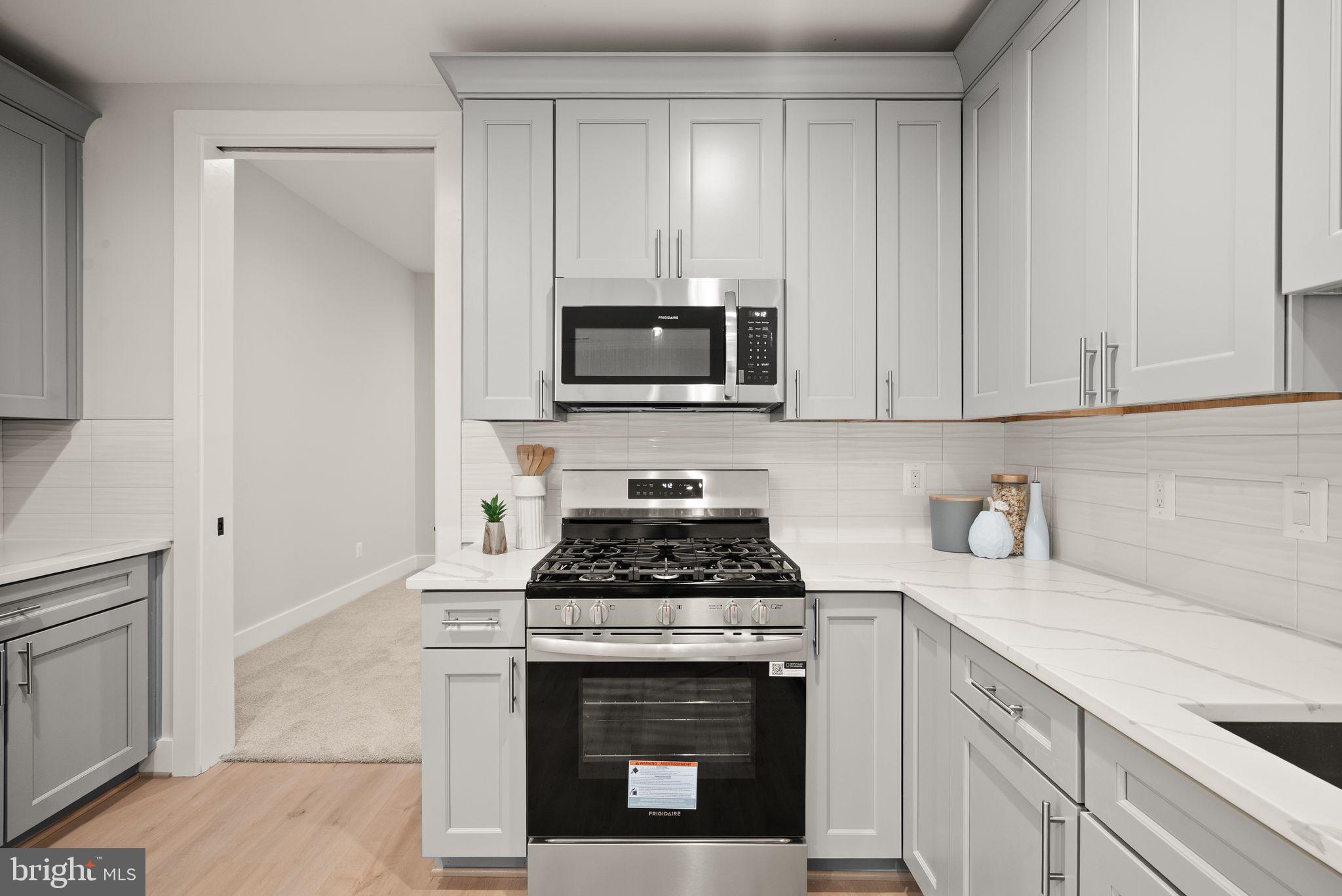 BEACON HILL - Residential